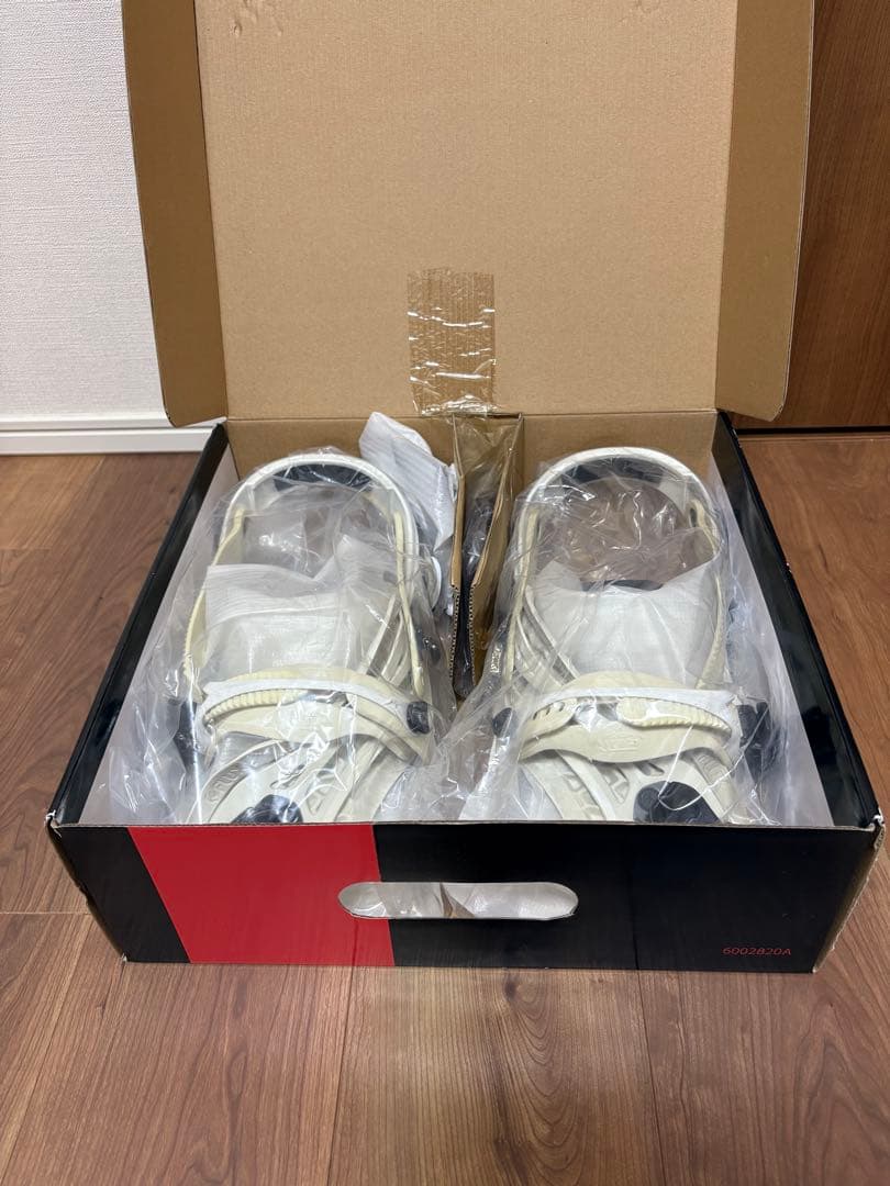 FLUX DS Mサイズ ホワイト ビンディング