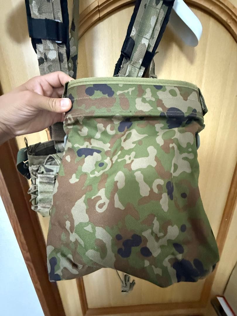 い*の様 アグレッサーグループ　チェストリグ マルチカモ　センタージップ　陸自