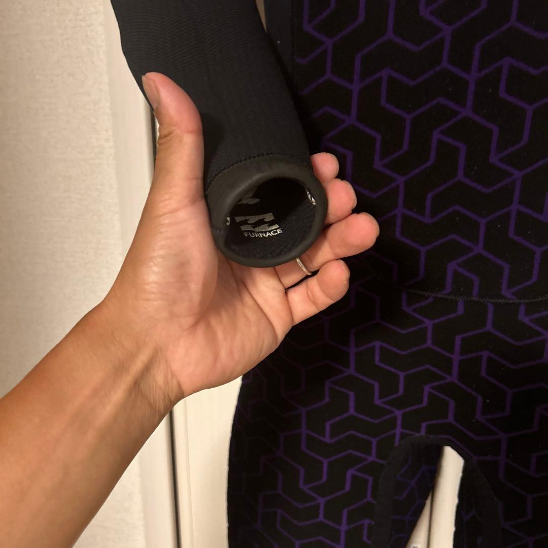 サーフィン　セミドライ　ビラボン