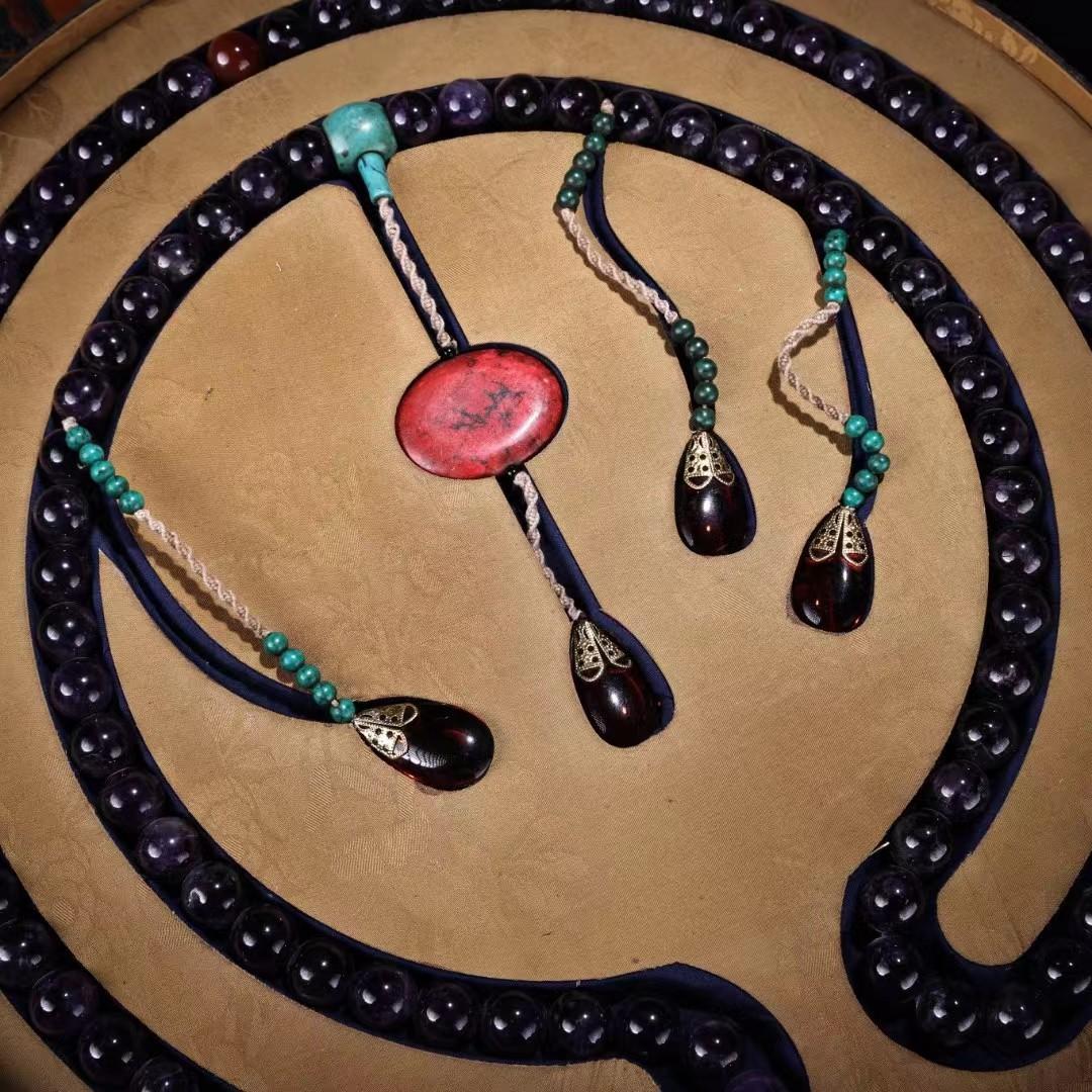 中国古美術・極品紫水晶朝珠・刺繍箱付き・時代物・極細工・置物・古賞物・風水開運