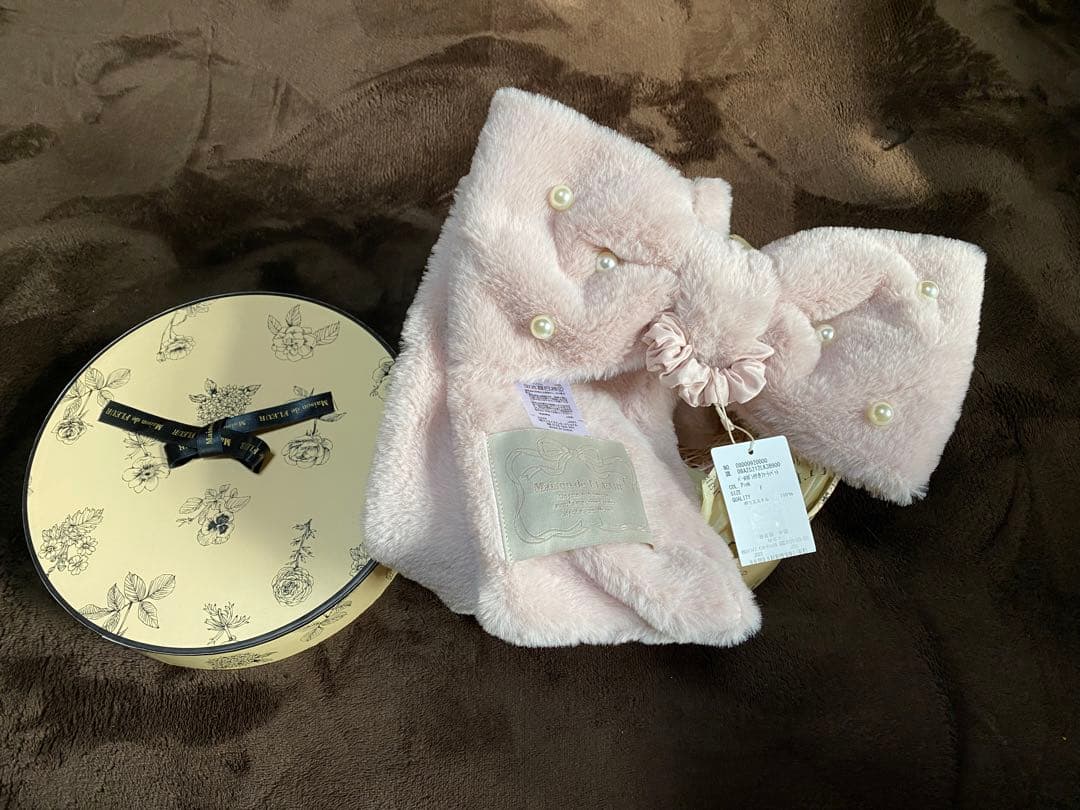 【新品未使用】Maison de FLEUR リボン型ファーティペット ピンク