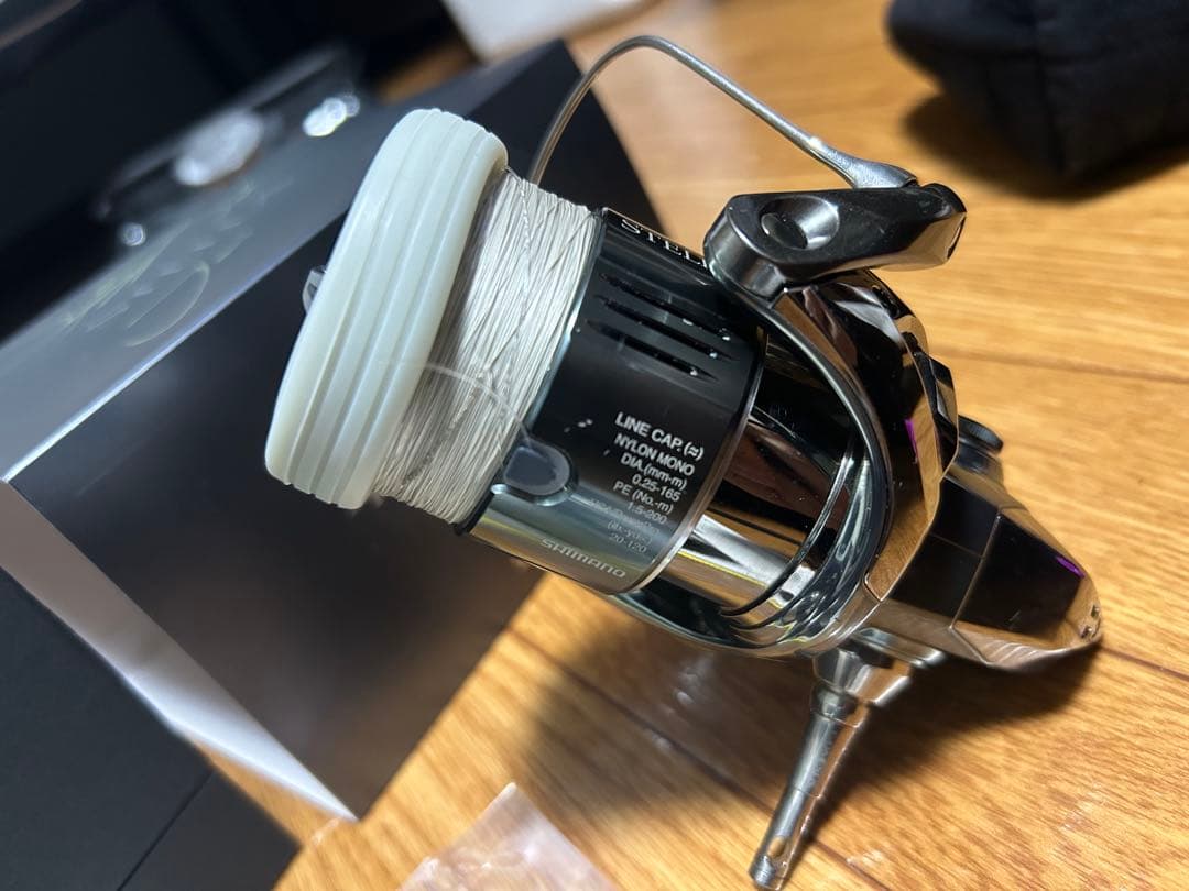 22STELLA 4000MHG 予備スプール、リールスタンド付き