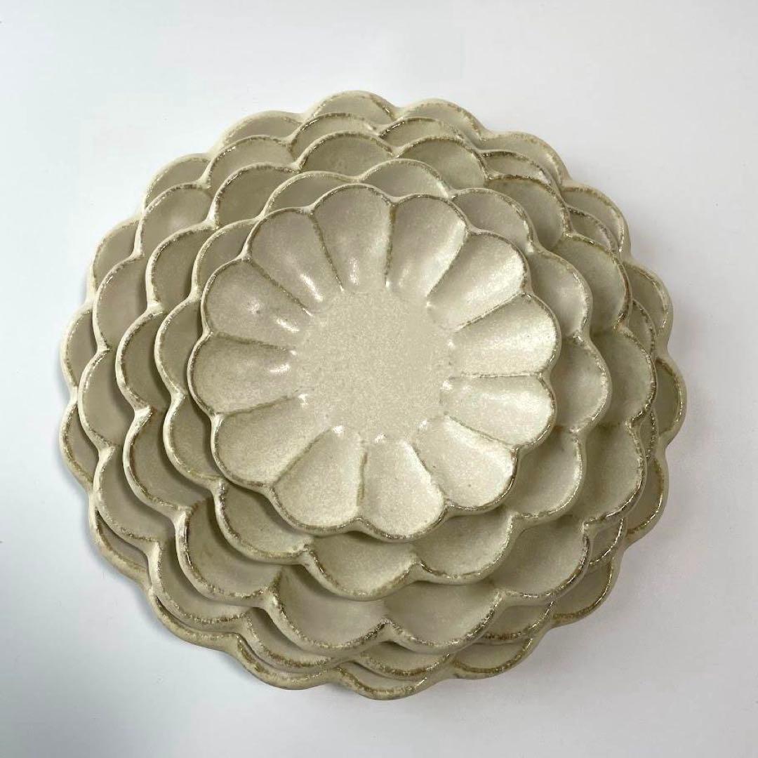 【５枚セット】美濃焼　リンカ　輪花　白練　カネコ小兵製陶所　小皿　大皿　中皿