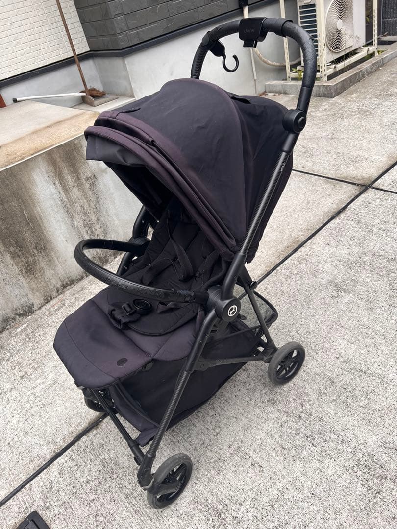 ロジャー【直接引き取り】cybex メリオカーボン　ブラック　2021