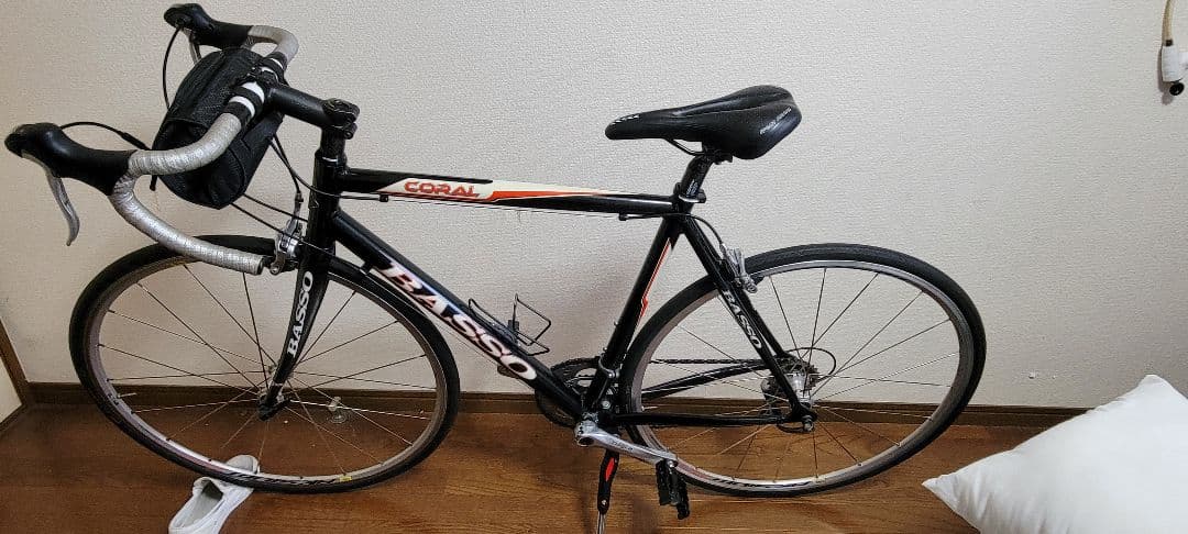BASSOロードバイク浜松市内引き取り限定。即買い禁止。購入前にコメント下さい。