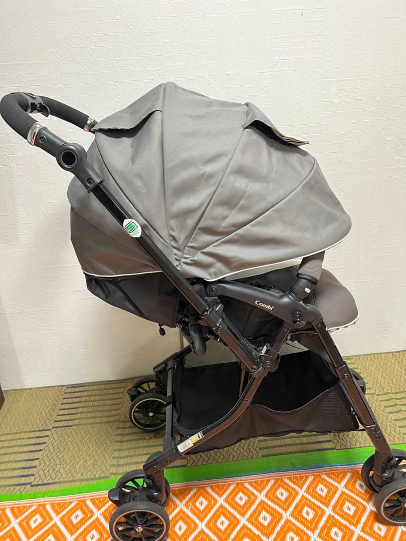 ベビーカー　AB型　コンビ　スゴカル4キャス