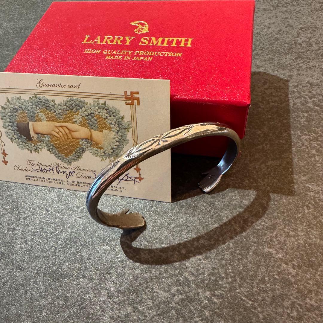 LARRY SMITH MEN’S LOVE HANDS BRACELET