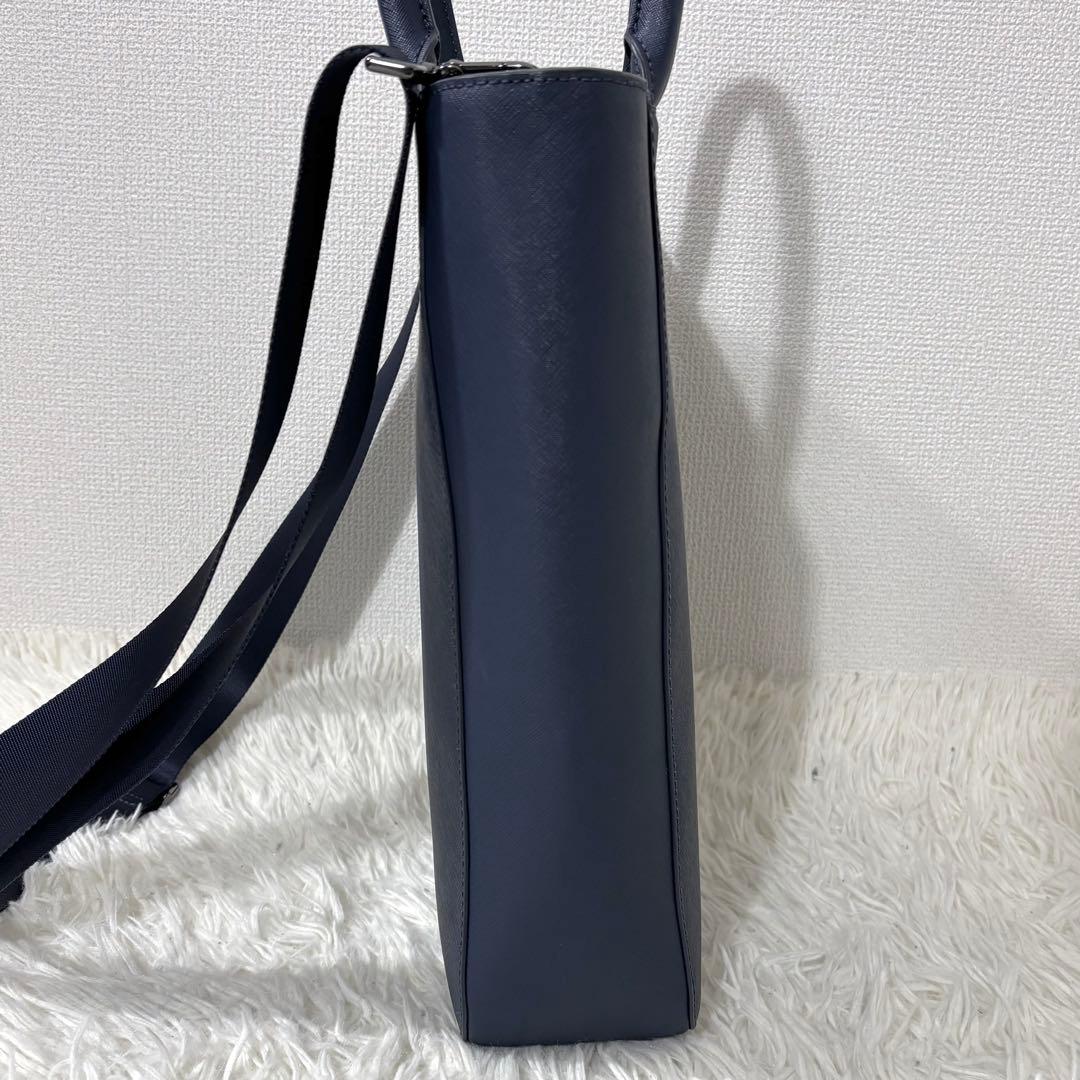 現行 未使用級 コールハーン スローン トート サフィアーノレザー ネイビー