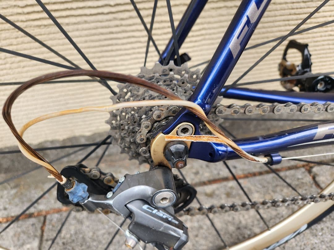 FUJI ROUBAIX AURA　フラットバー　ロードバイク クロスバイク