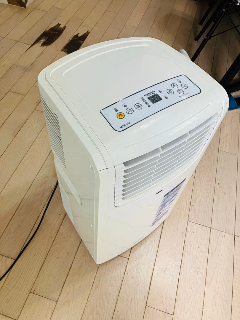 完動品　ナカトミ移動式エアコン •MAC-20 2021年　工事不要エアコン
