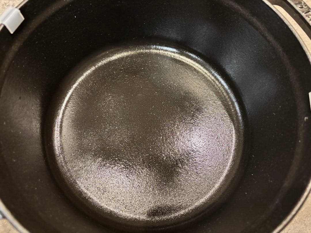 ストウブ　ストゥブ　24cm クロ　ココット　翌日発送