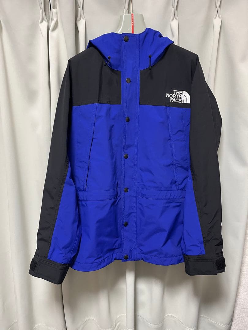 美品　THE NORTH FACE マウンテンパーカー ラピスブルーMサイズ