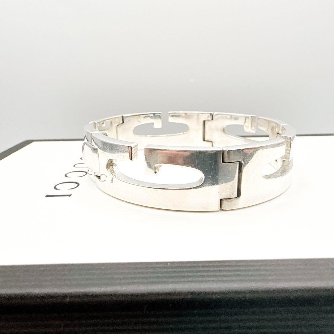 2515-3 人気✨GUCCI ブレスレット　バングル　カットアウトG