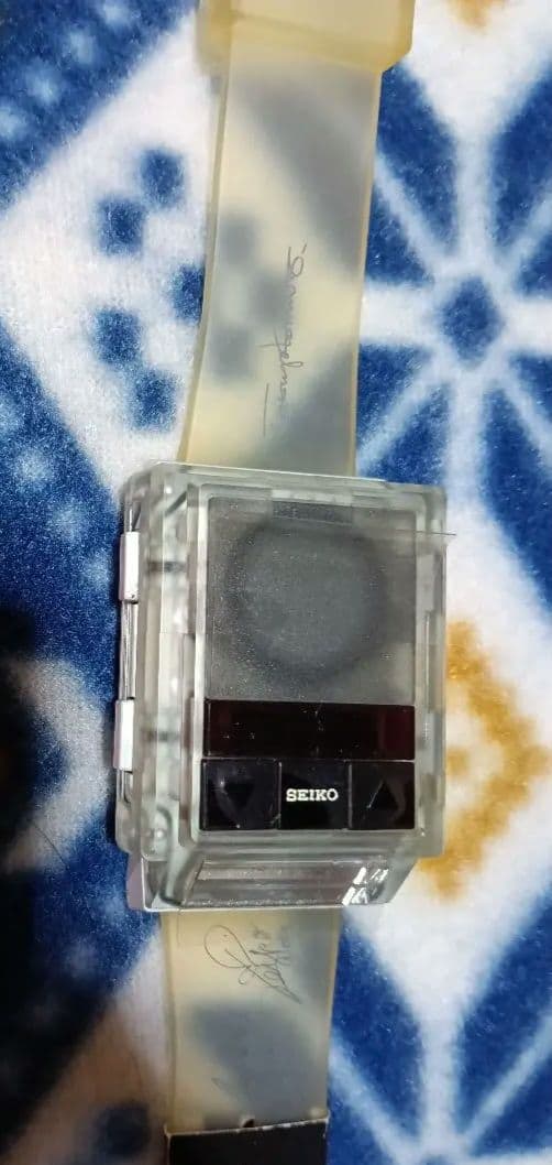 SEIKO Frequency 限定 【 globe 】 デジタル腕時計 クリア