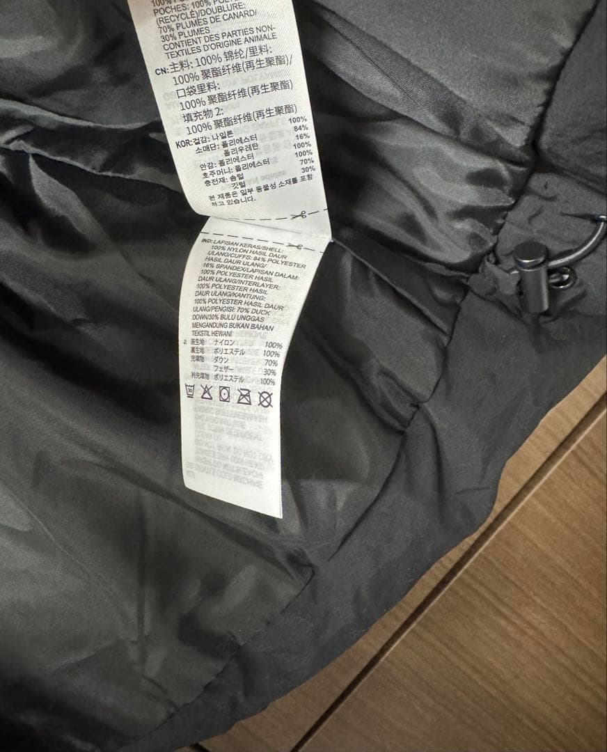 adidas ブラック ダウンジャケット タグ付き