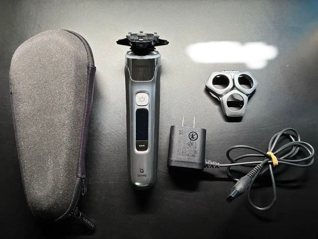 harin様購入用PHILIPS電動シェーバー S9985/50クロームシルバー