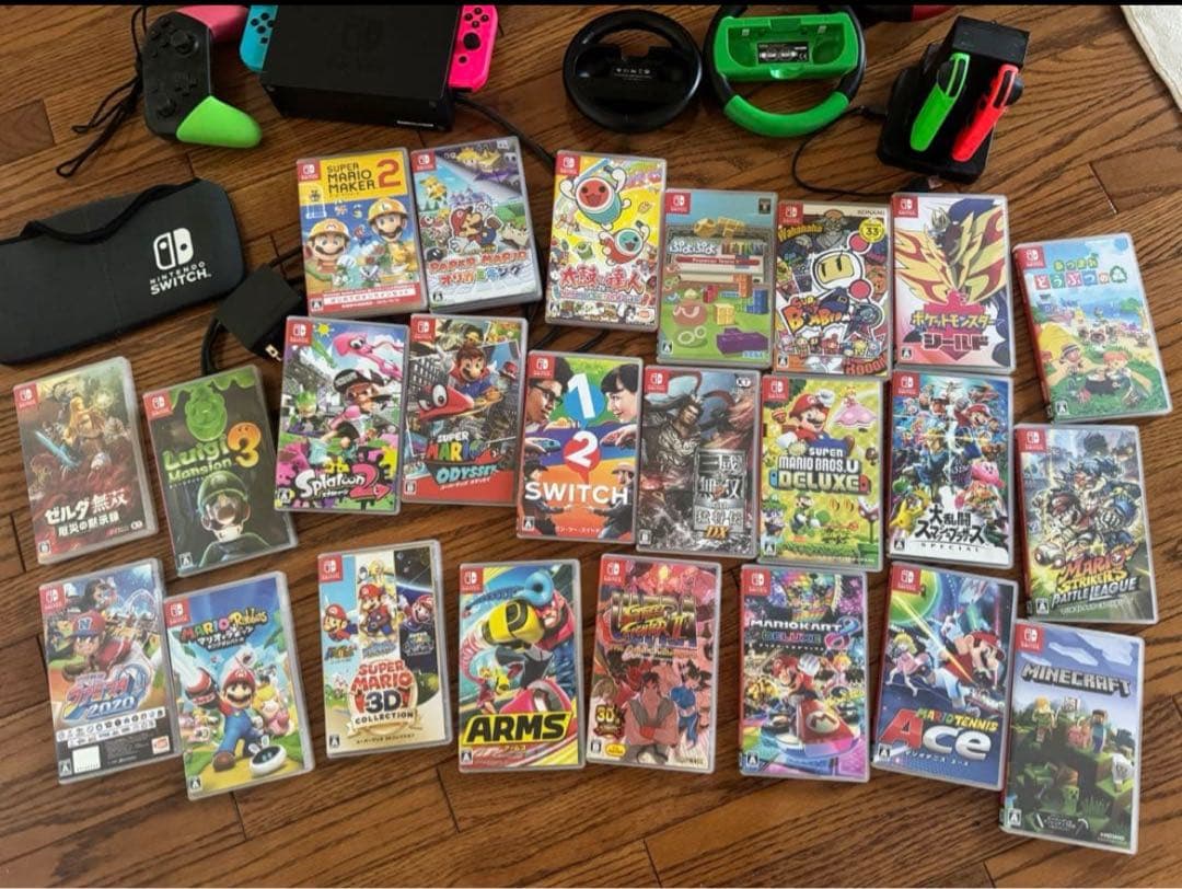 た*し様 任天堂Switch ＋ソフト24本＋ハンドル＋コントローラ等　セット！