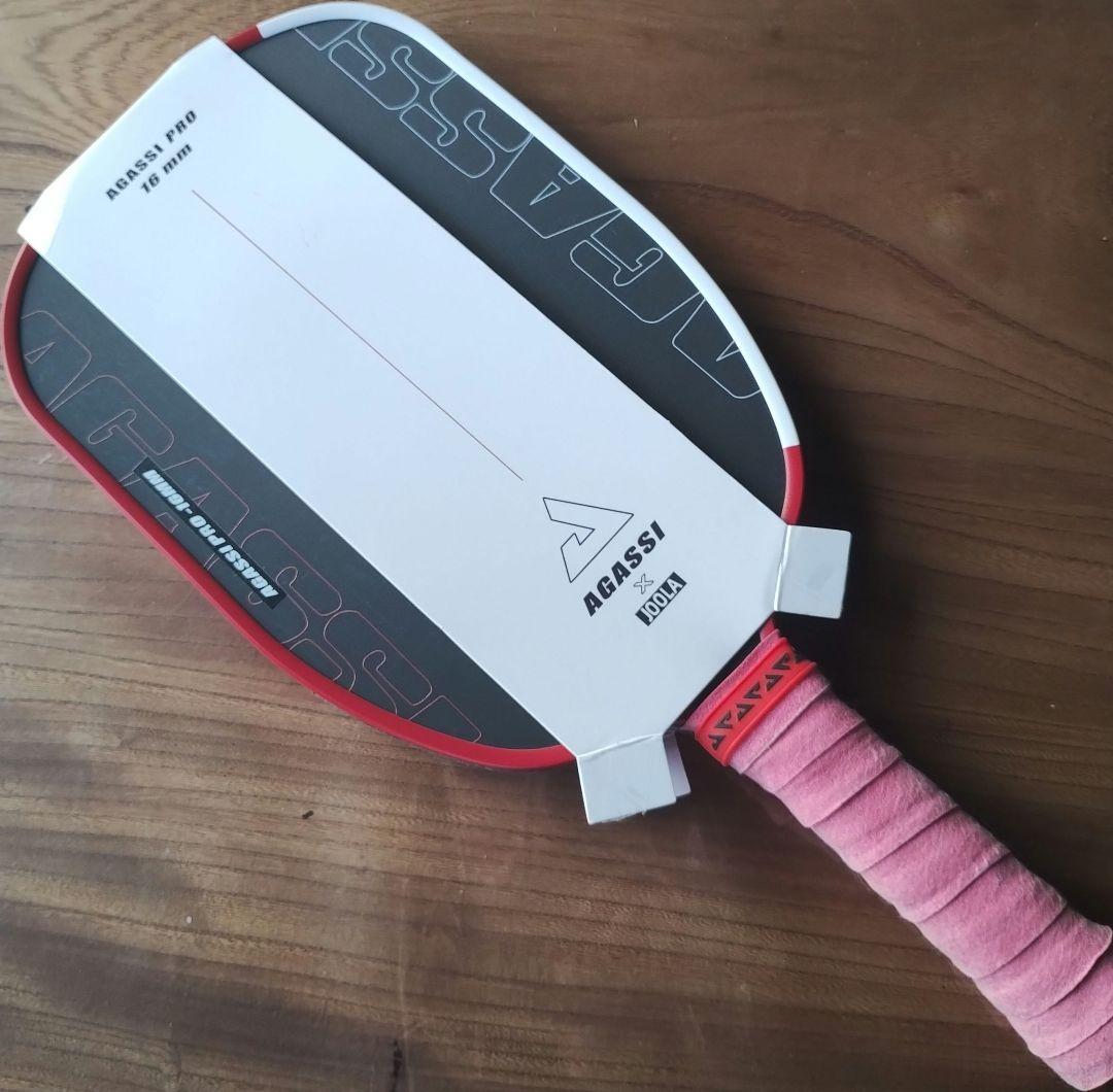 中古品 JOOLA ヨーラ アガシ プロ 16mm ピックルボール パドル