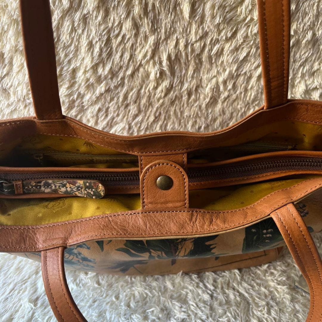 新品未使用　希少　ダコタ　チーザレ　植物図鑑　Dakota　トートバッグ