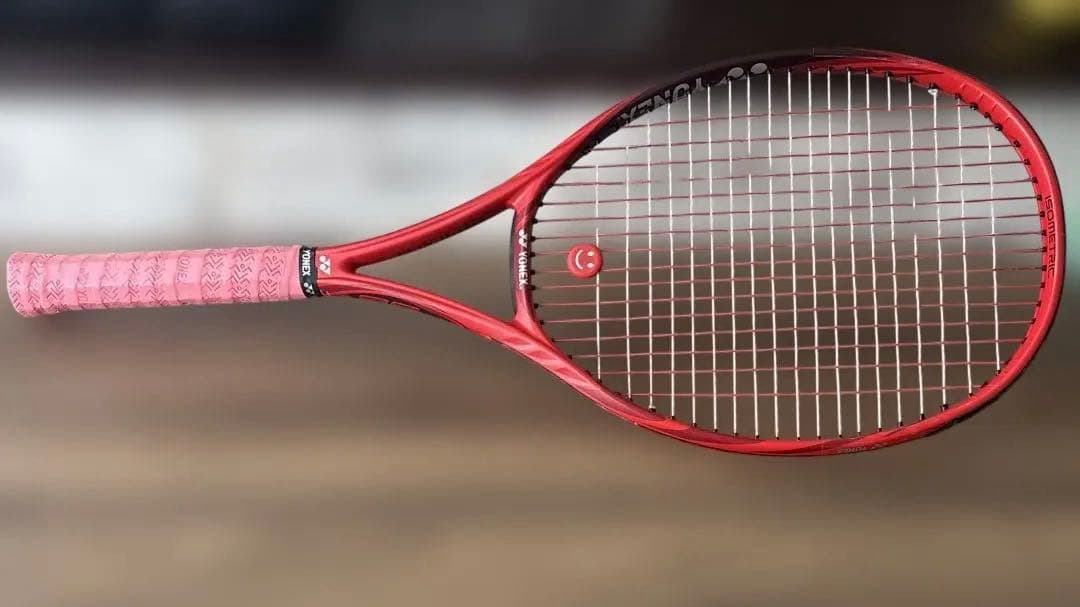 YONEX VCORE(2018)98 テニスラケット レッド