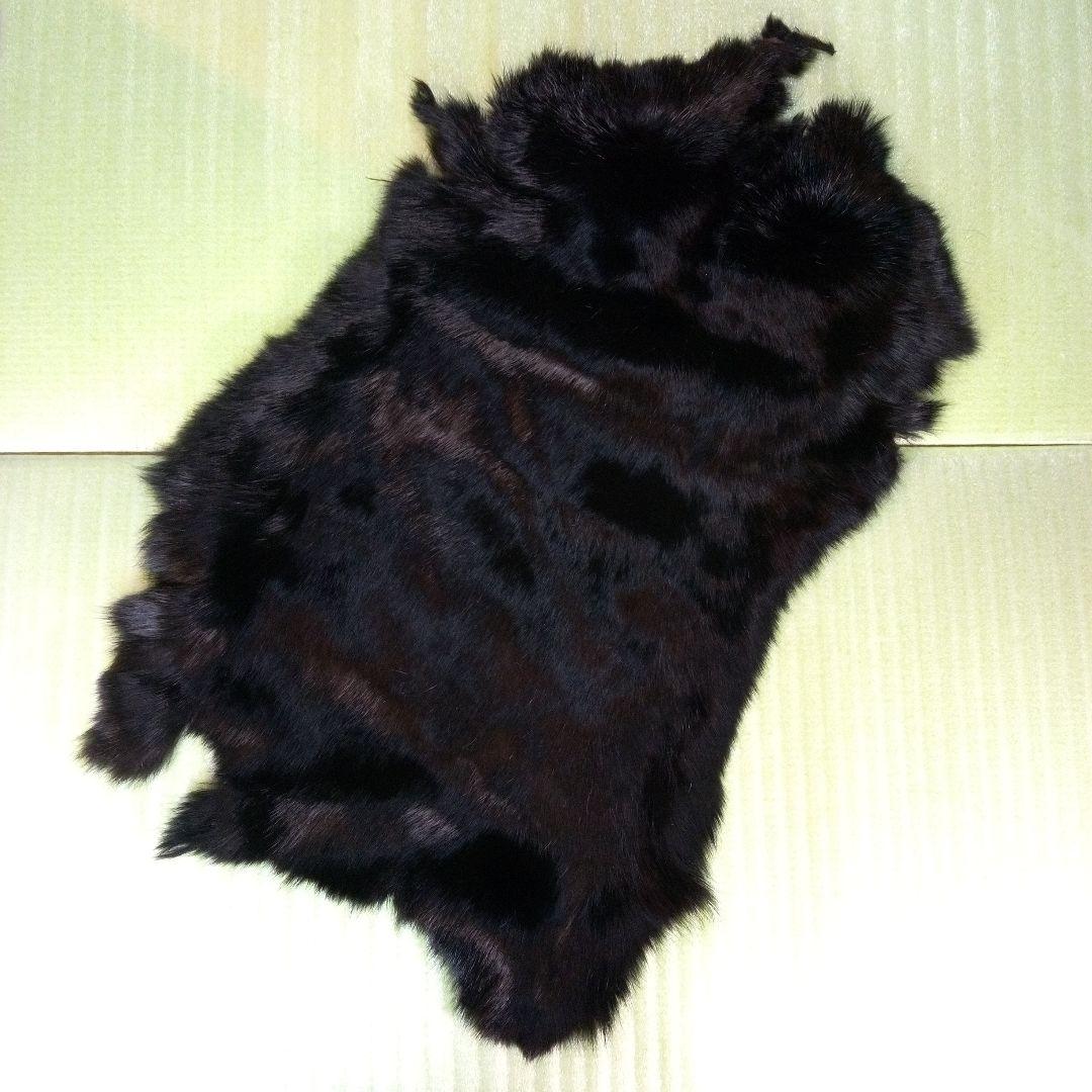 黒のファー　黒色　ブラック　BLACK　うさぎ？　ラビットファー？　皮　毛皮