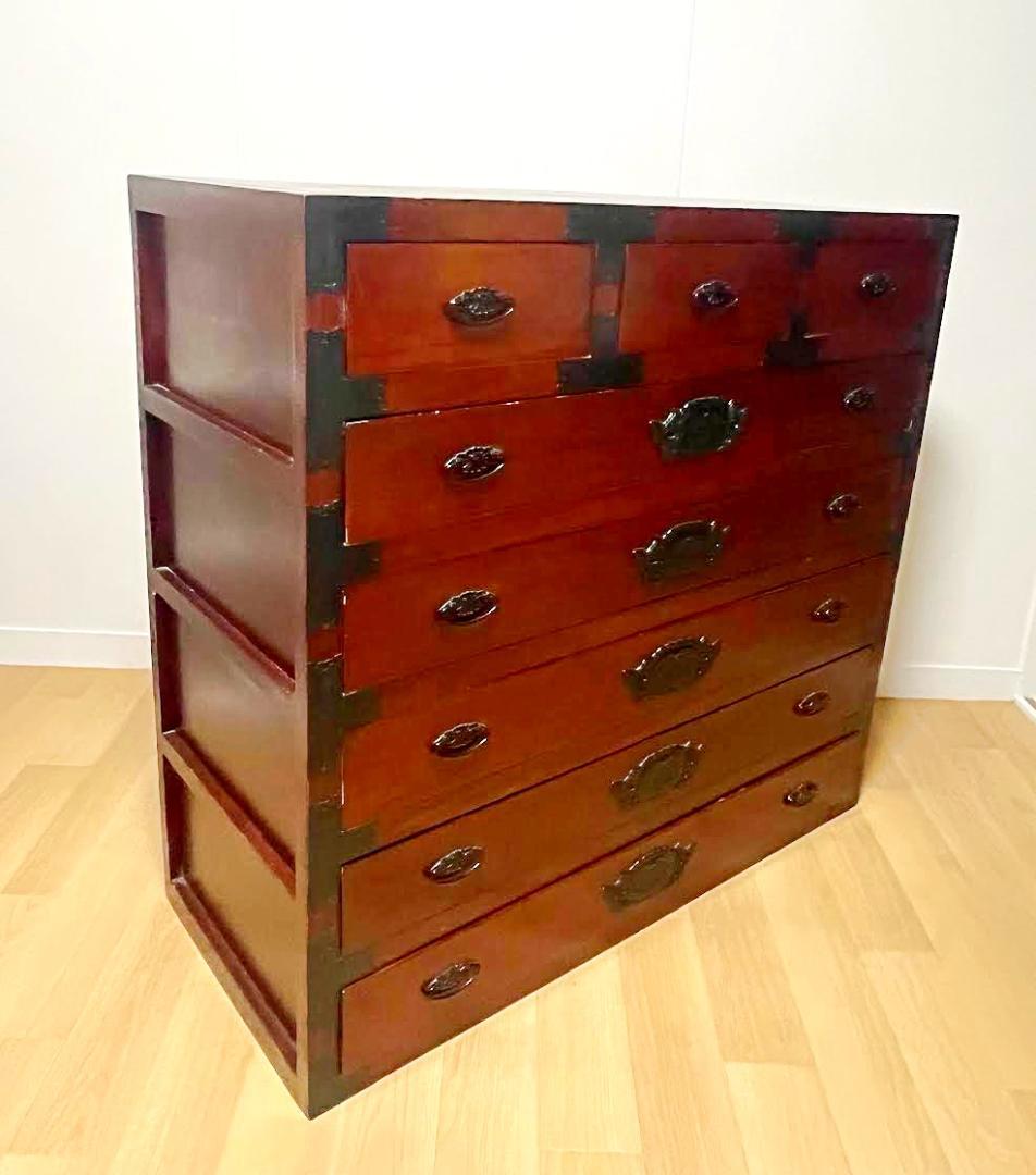 和箪笥　 昭和レトロ　時代箪笥　アンティーク 伝統工芸　金具　菊唐草 和家具