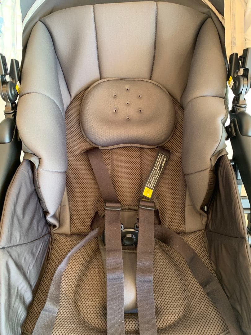 美品　Aprica カルーンエアーメッシュ AB型