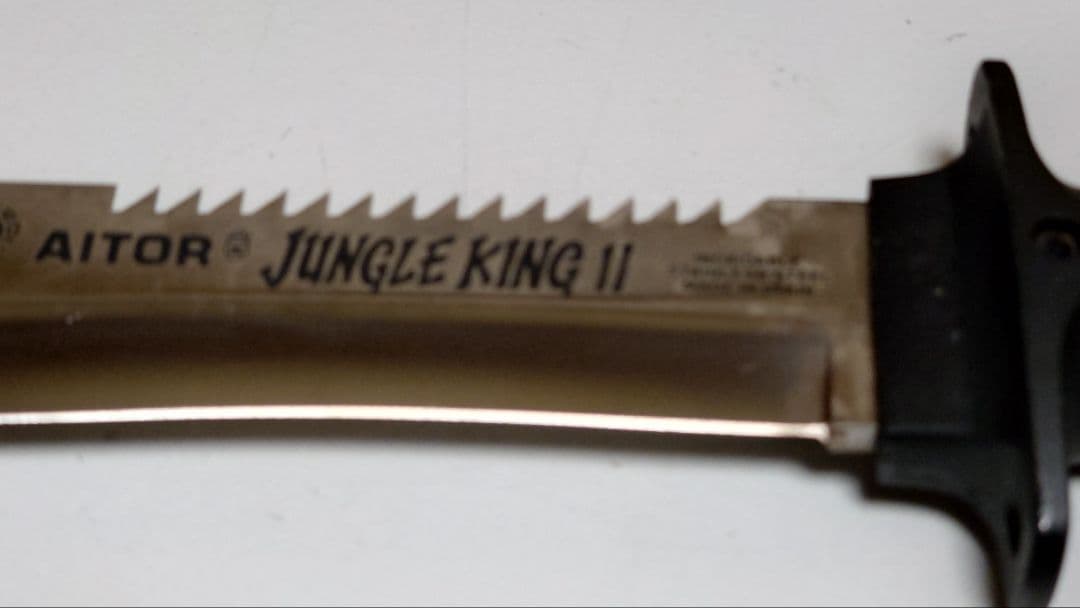 【世界の名品】 サバイバルナイフ Aitor Jungle King アイトール