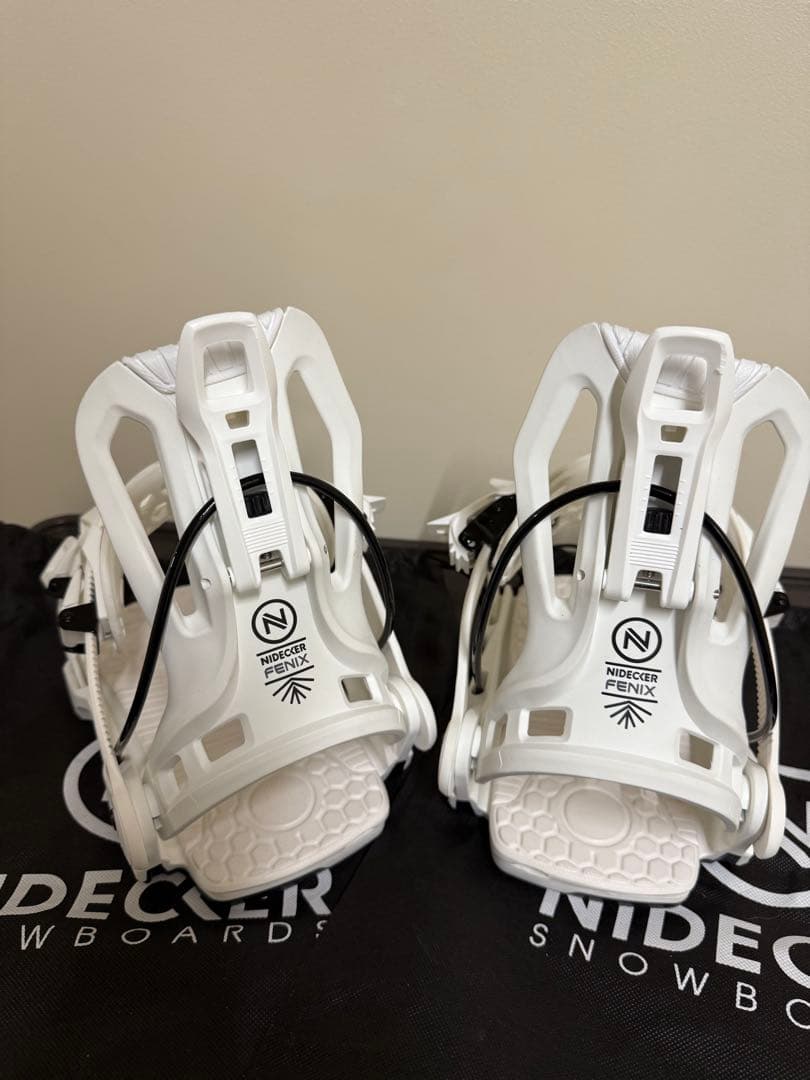 Nidecker Flow Fenix スノーボードビンディング Mサイズ