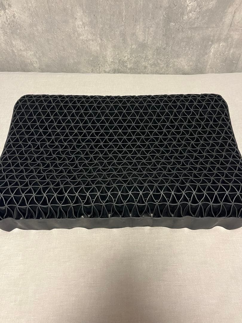 【正規品】ヒツジのいらない枕 至極 カバー付き