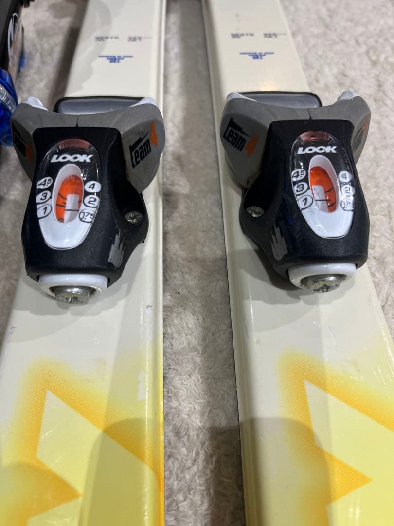 130cm スキー板 ストック ブーツ 3点セット　キッズ　男の子