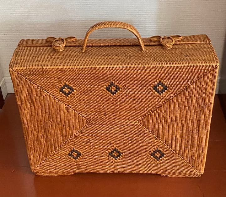 アタバック ふた付きボックスバック バスケット バリ島