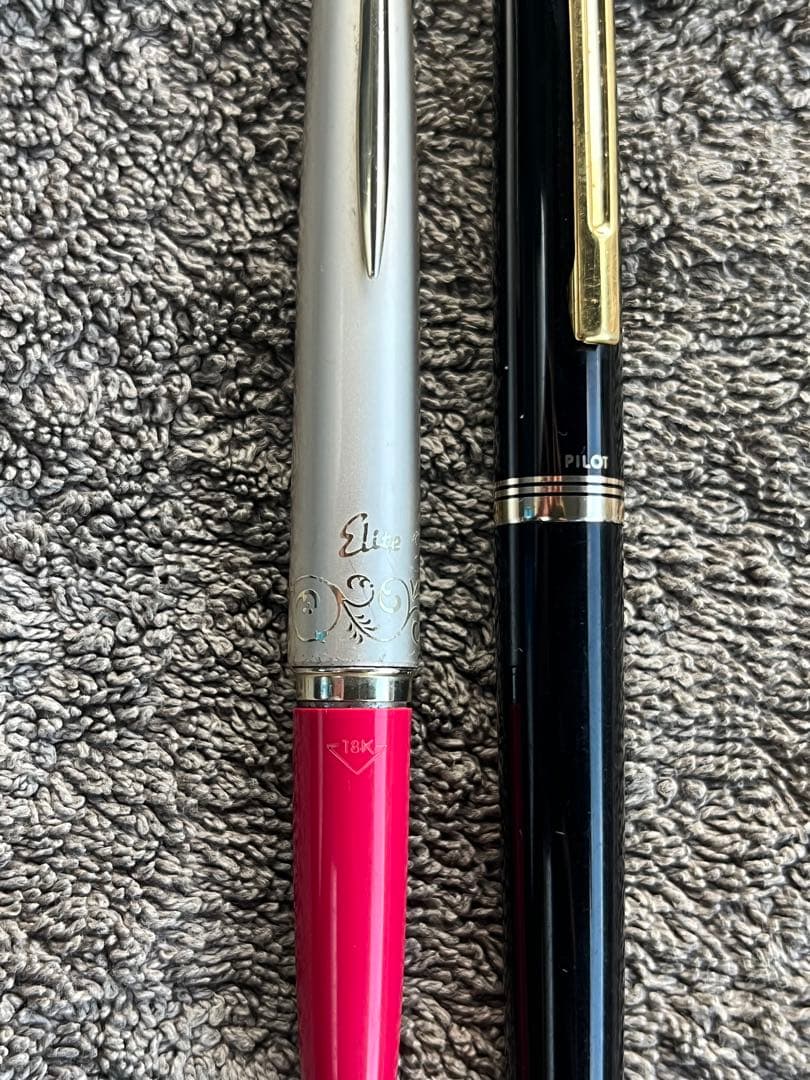 いちのしっぽ PILOTエリート万年筆 ピンク 黒18k14k 585刻印