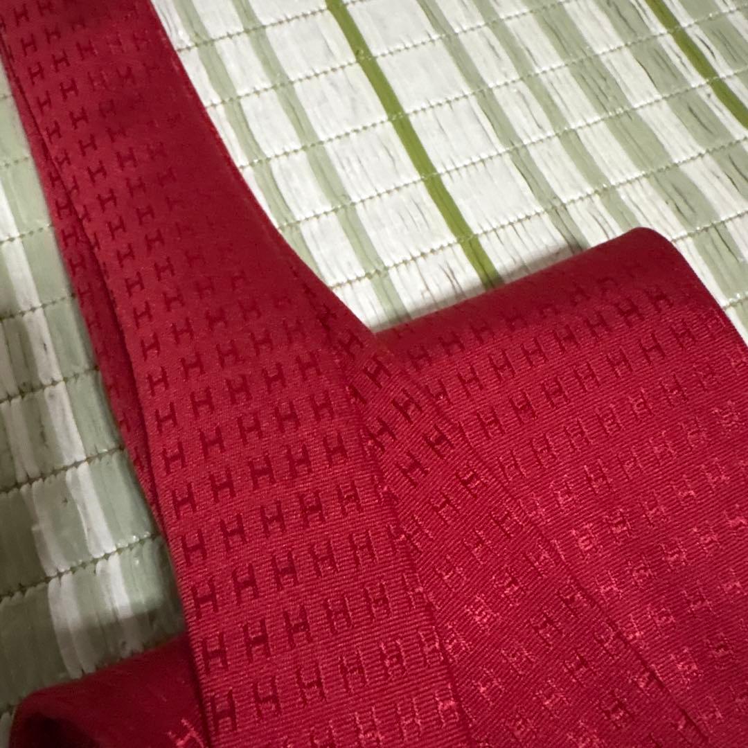 エルメス　HERMES ネクタイ　H柄　ビジネス　スーツ用　赤　レッド　シルク