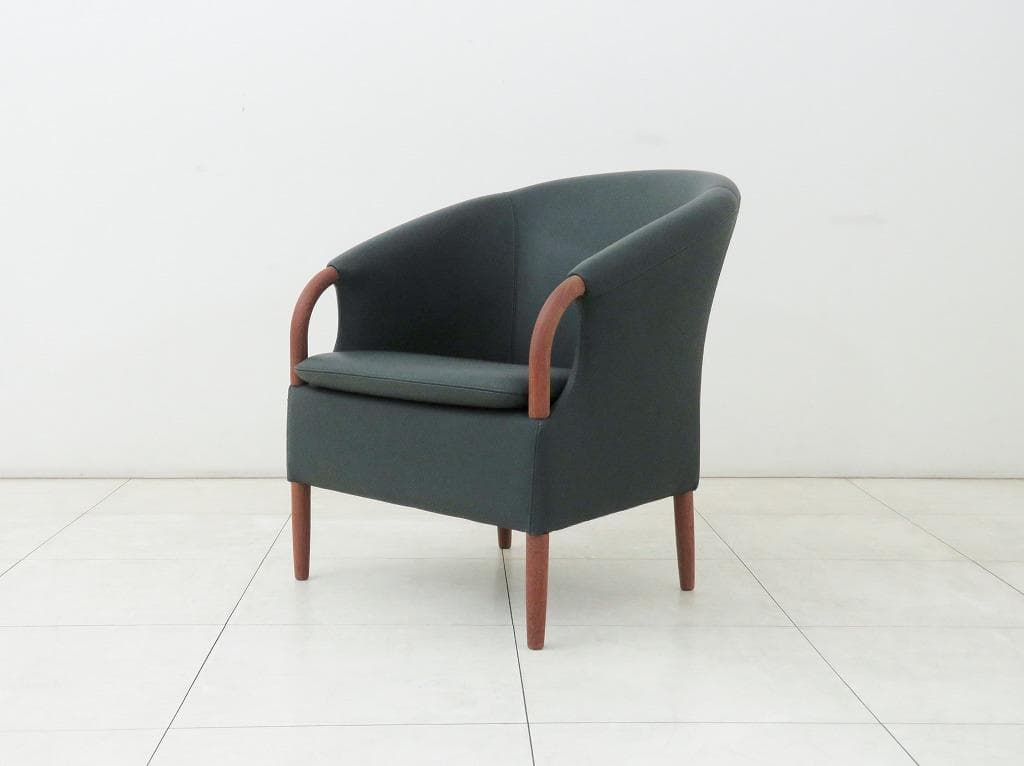 デンマーク NIELAUS&JEKI MOBLER 1人掛けソファ 本革×チーク