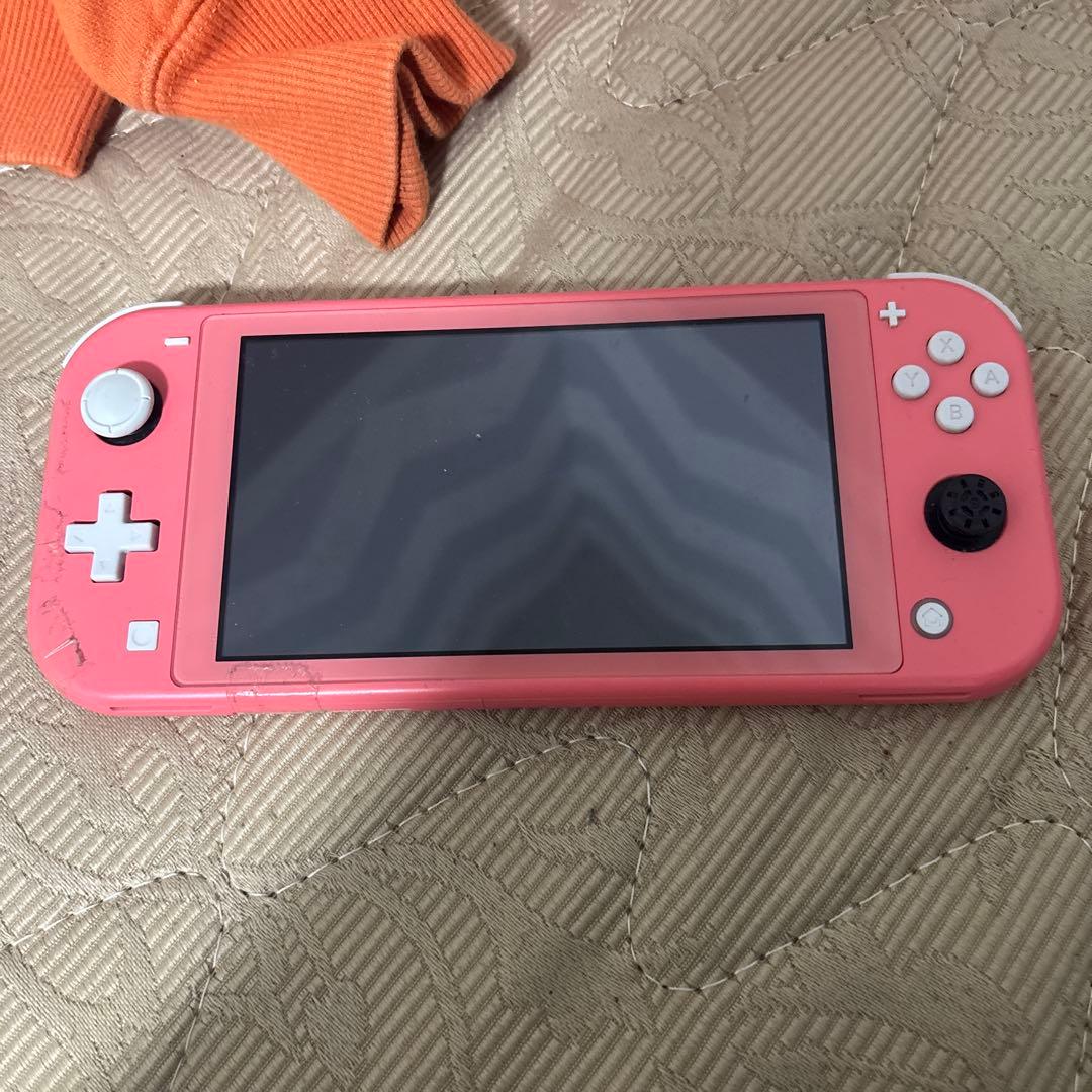 Nintendo Switch Lite ピンク 画面にひびあり