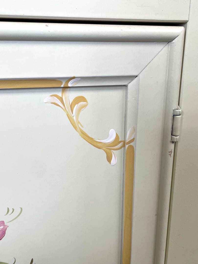 サイドチェスト 電話台 ハンドペイント 薄クリーム系 ナイトテーブル カギ付き