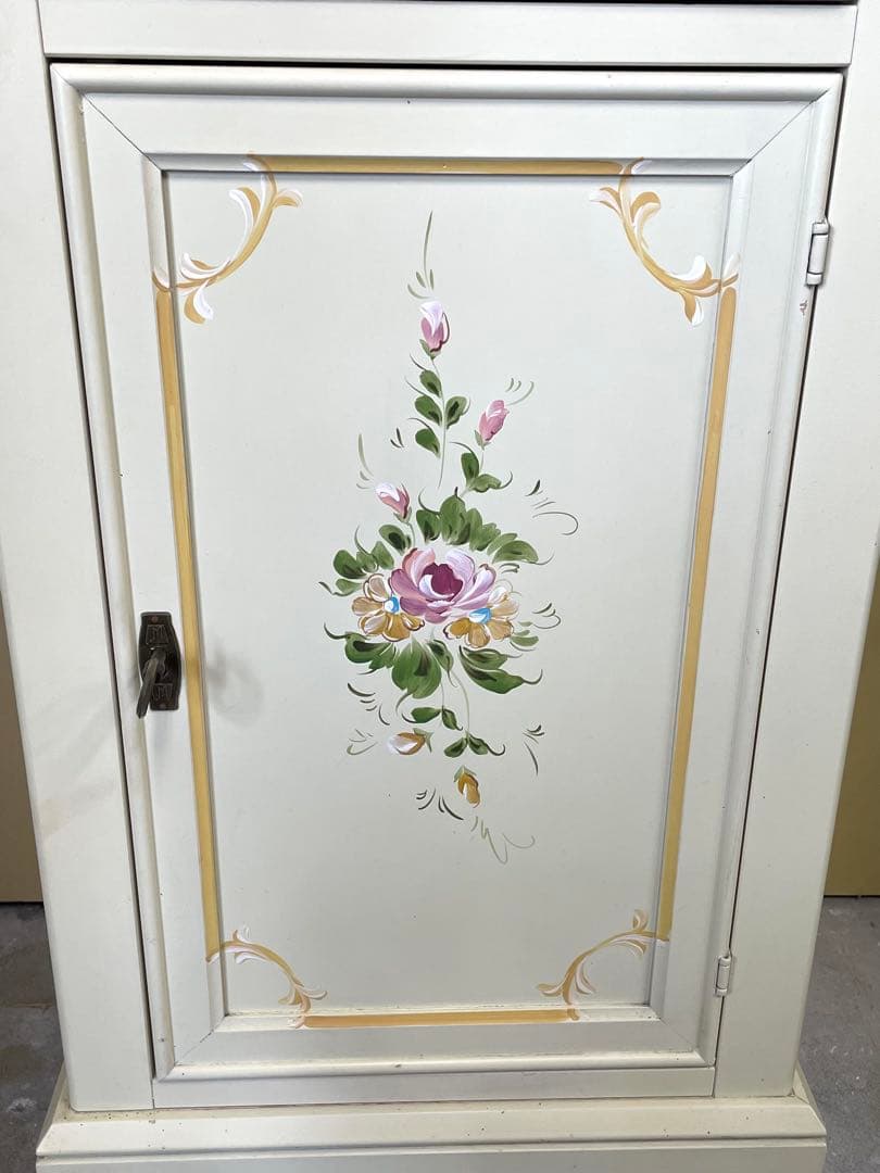 サイドチェスト 電話台 ハンドペイント 薄クリーム系 ナイトテーブル カギ付き