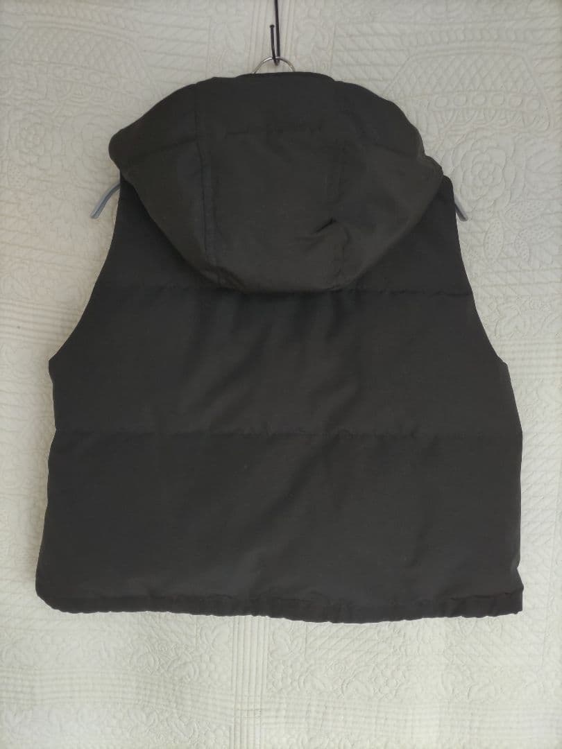 未使用　seeset フード付き黒ダウンベスト