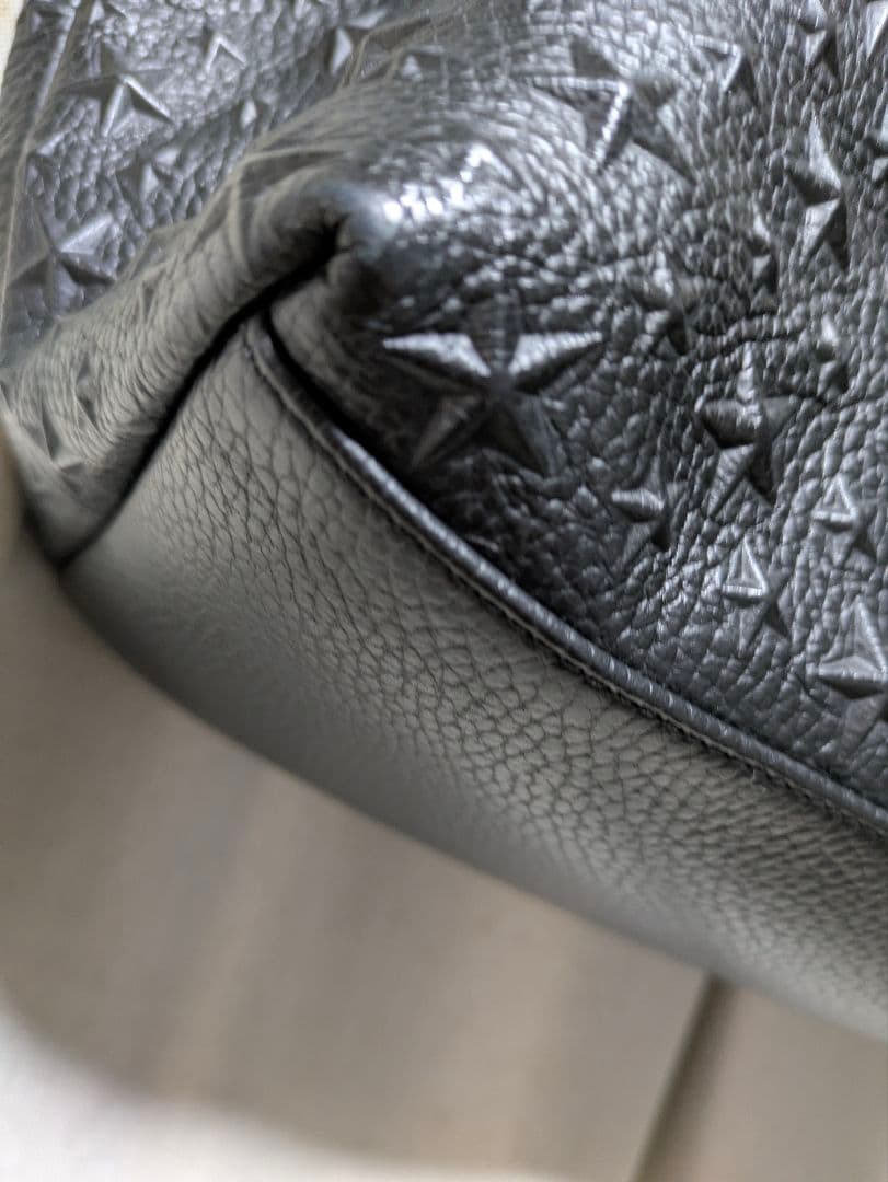 JIMMY CHOO エンボス加工トートバッグMサイズ