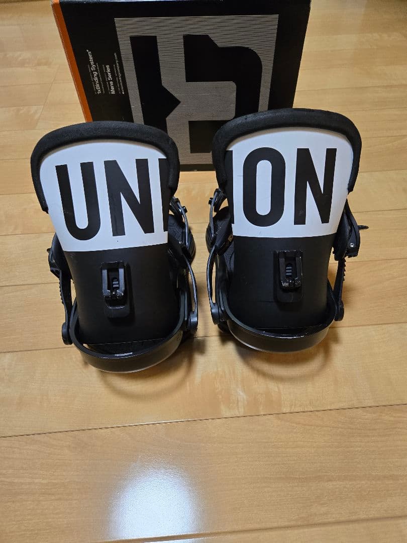 UNION スノーボードビンディング コンタクトプロ　バインディング　ユニオン