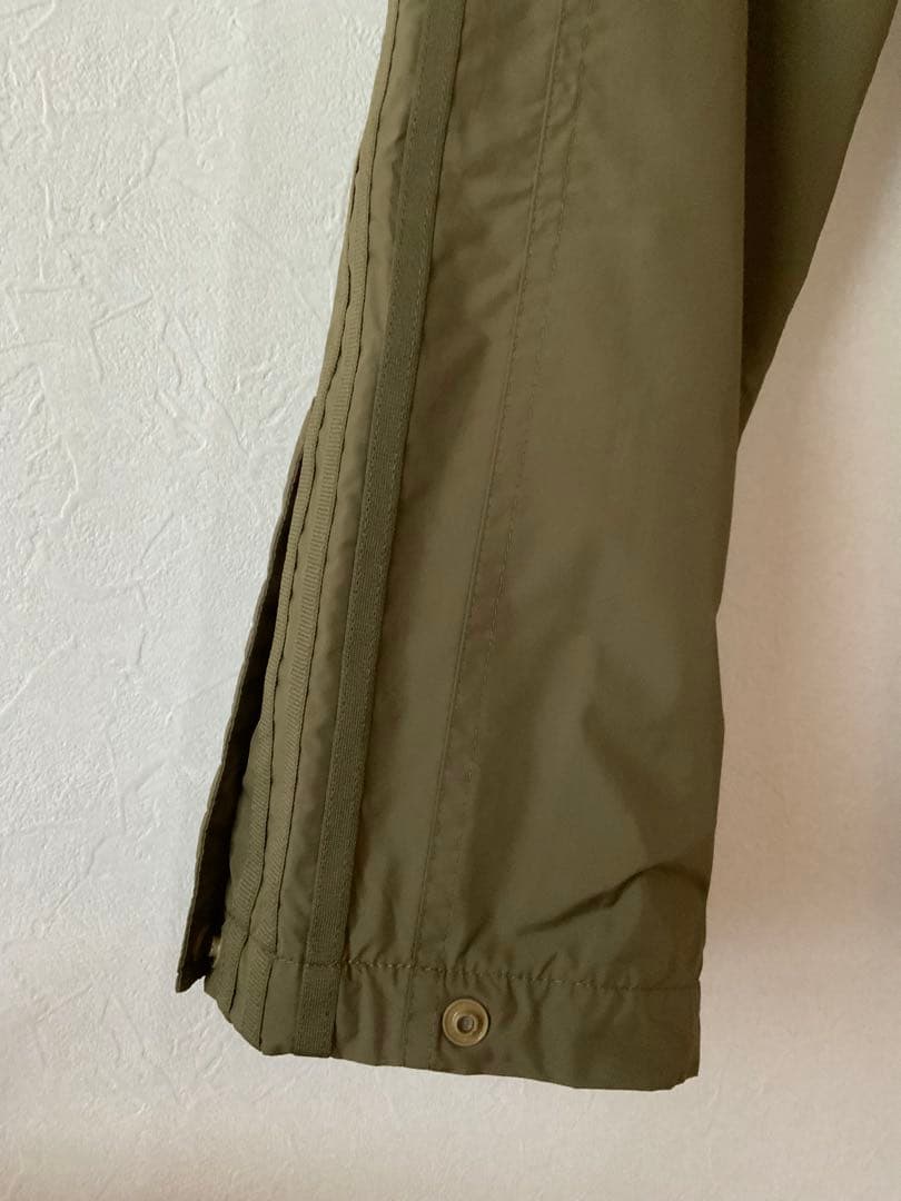 【美品】adidas TWNTY4SVN セットアップ カーキ　メンズ　Mサイズ