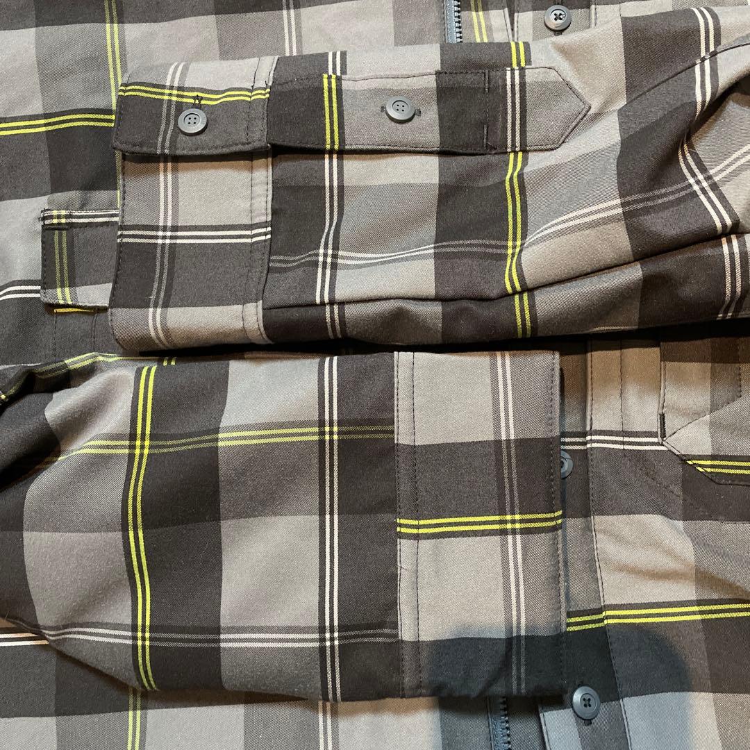 未使用　NIKESB ナイキエスビー　スノーボード　ウェア　チェック　ダウン