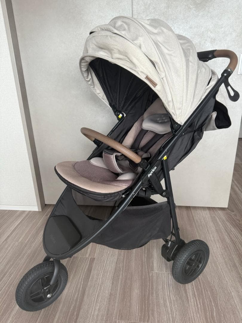 アップリカ Aprica スムーヴ プレシャス ベージュ