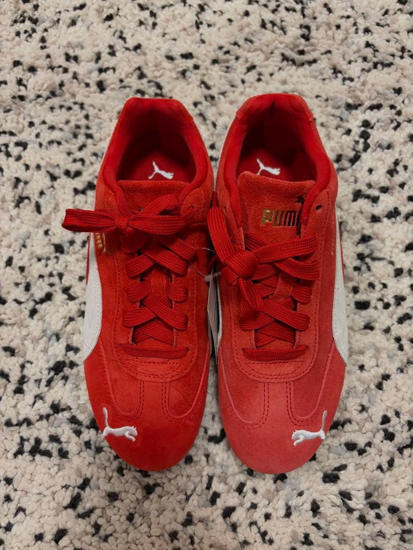 もんちっち様　PUMA レッド スニーカー