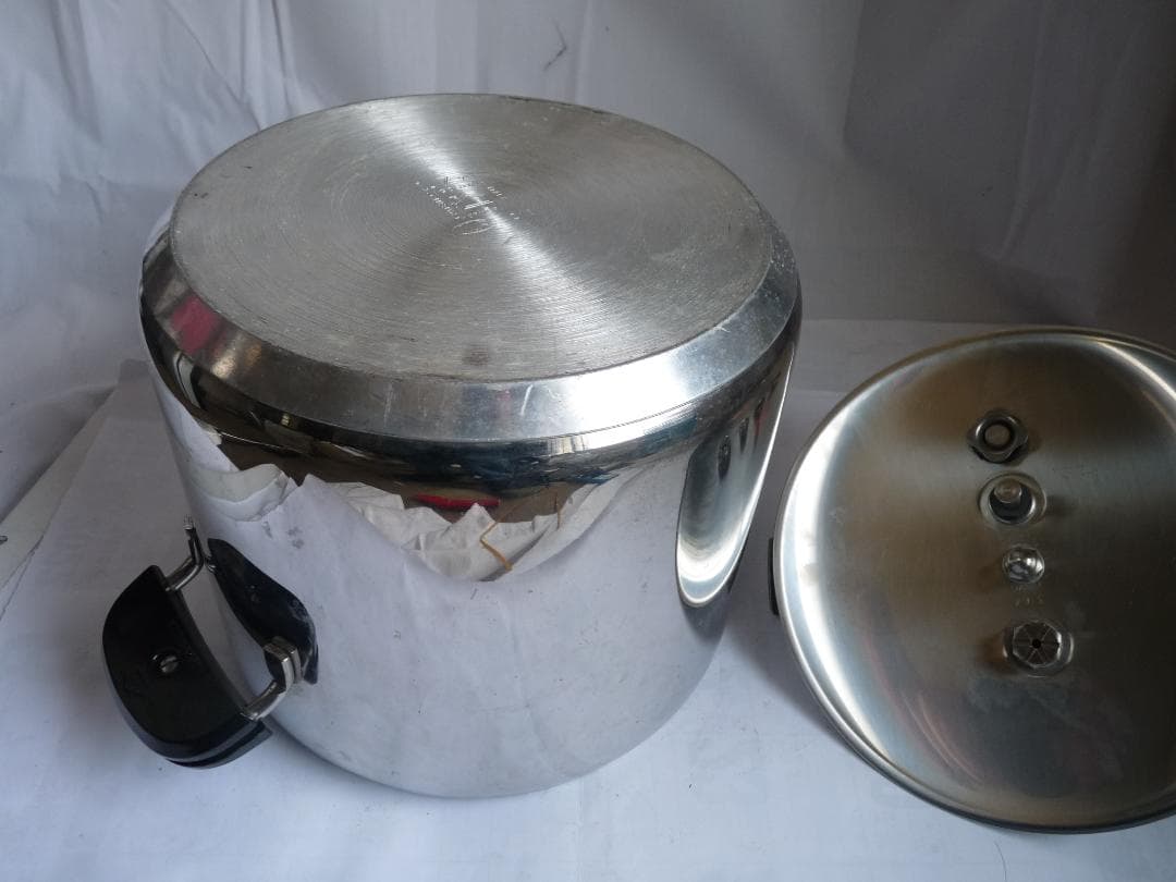 ラゴスティーナ 圧力鍋 7L　イタリア製