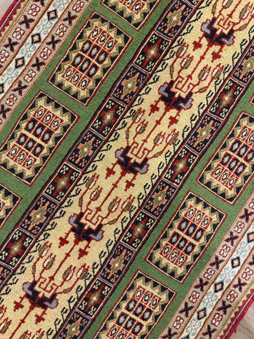 手織りペルシャ絨毯 シルジャン スマックキリム 106x64cm イラン産 玄関