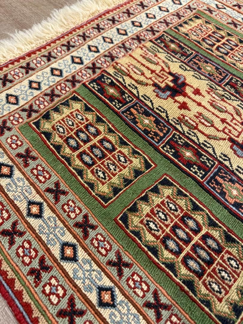 手織りペルシャ絨毯 シルジャン スマックキリム 106x64cm イラン産 玄関