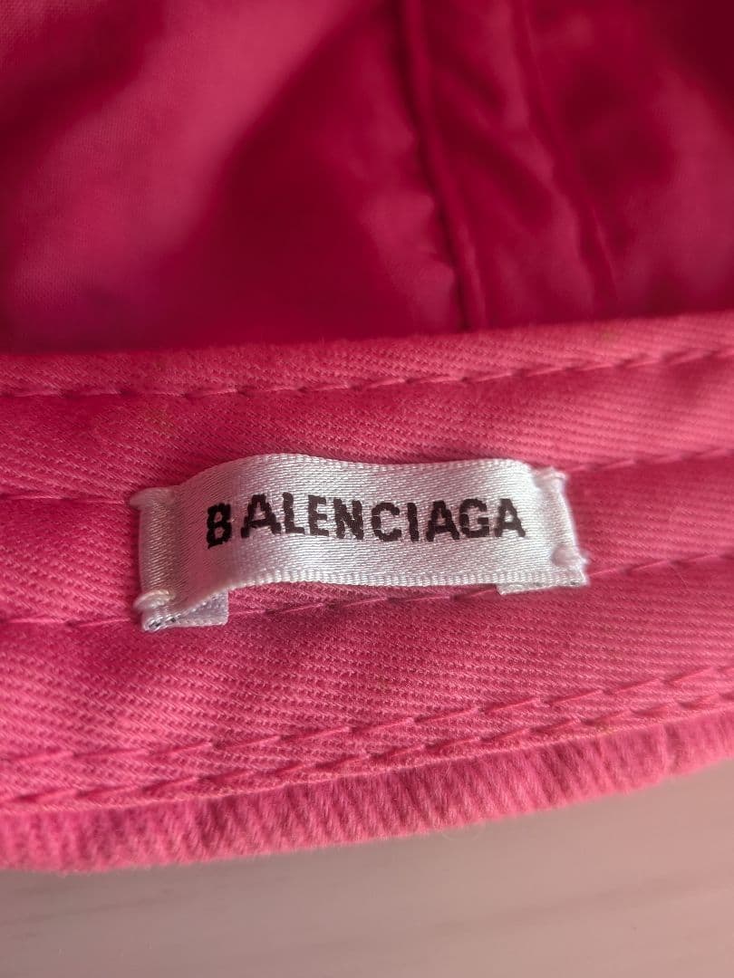 新品未使用☆正規品BALENCIAGA ピンクキャップ