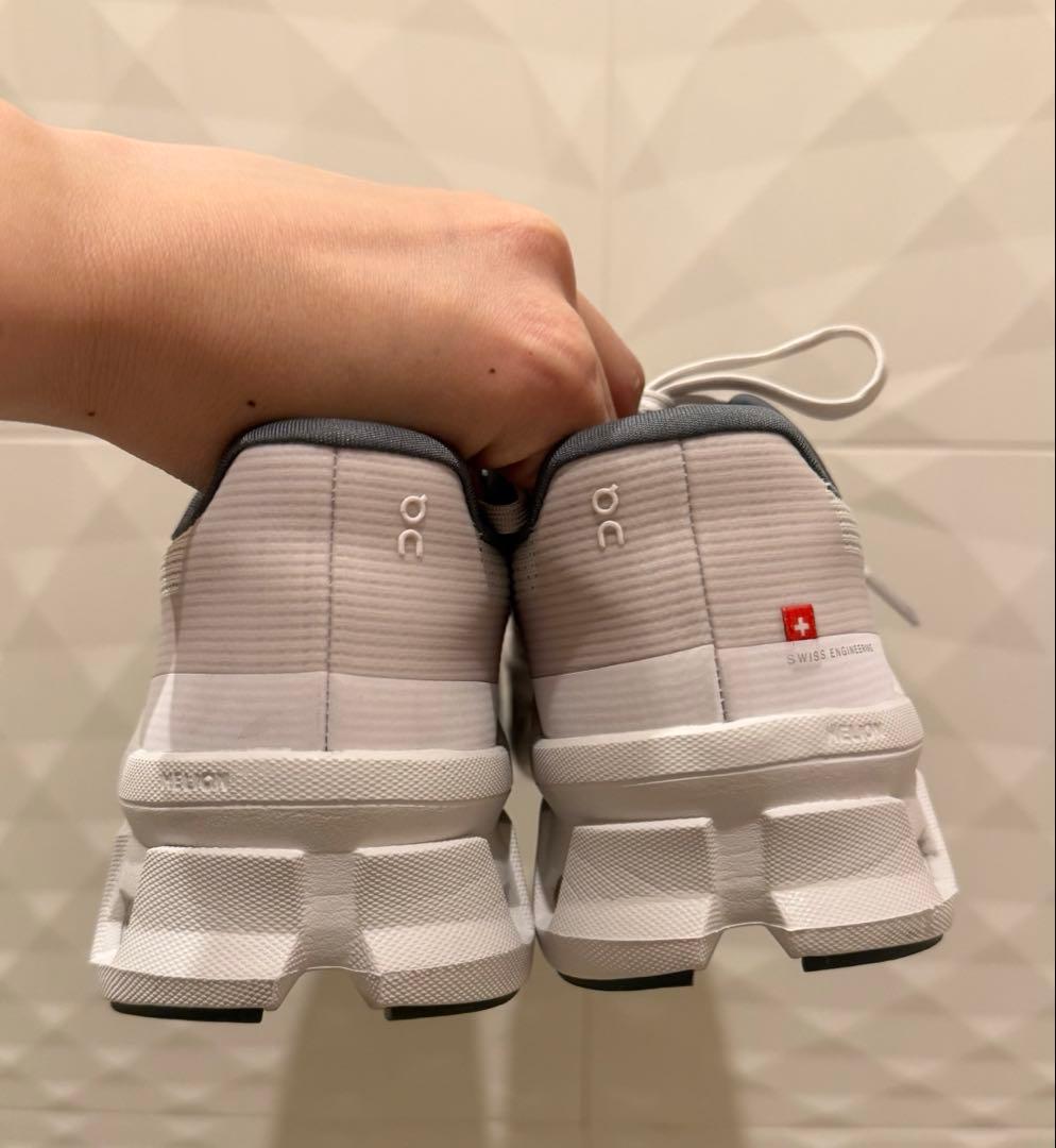 emmi×On Cloudmonster Void 24cm